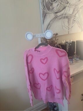 Pink Heart Pattern Turtleneck Sweater